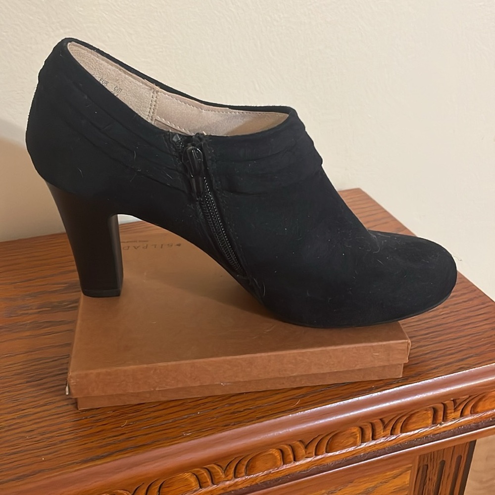 NWT Black Suede Ankle Bootie 8.5